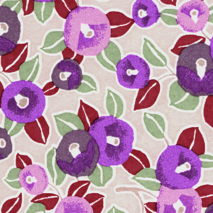 carré de 10cm par 10cm de papier japonais yuzen chiyogami aux motifs de camélias dans les tons violet clair et foncé, beige, rouge bordeaux et vert adeline klam (M1056)