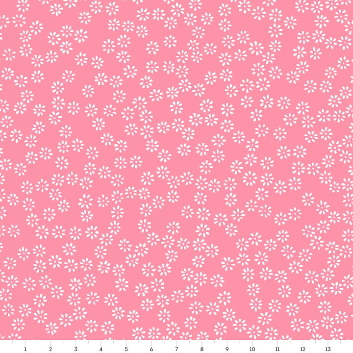 carré de 14cm par 14cm de papier japonais yuzen chiyogami aux motifs de semi de fleurs blanches sur fond rose bonbon adeline klam (M533)
