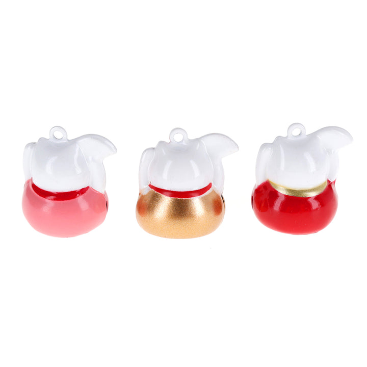 photo packshot verso des modèles de grands grelots maneki neko avec éventails