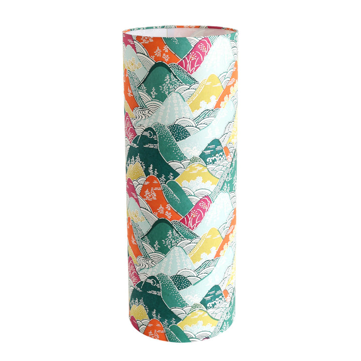 lampe japonaise à poser aux motifs de montagnes et de rivières dans les tons verts, orange, mauve et jaune (M965) adeline klam