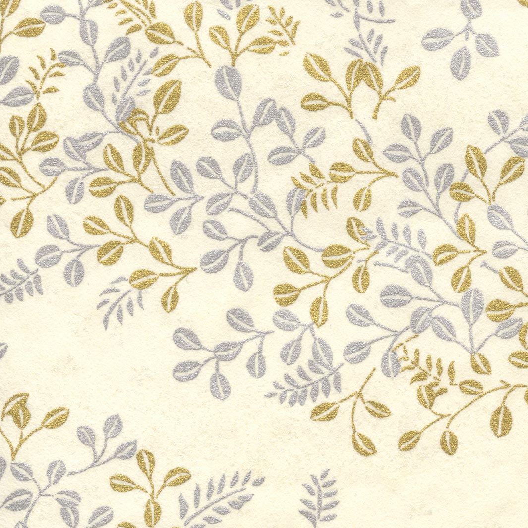 papier japonais yuzen aux motifs de feuillages variés dorés et argentés sur fond beige adeline klam M978 de 10cm par 10cm