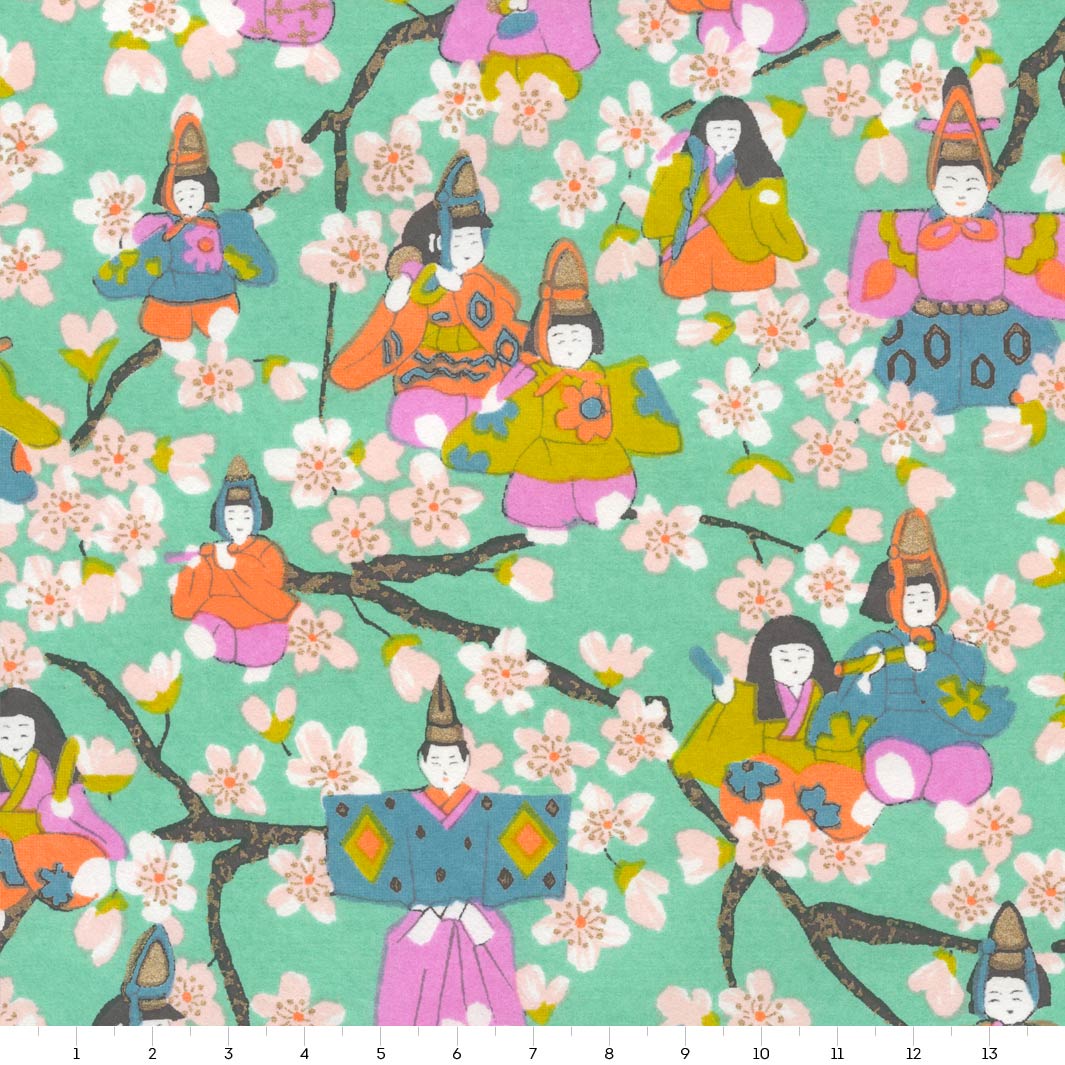 papier japonais yuzen chiyogami aux motifs de poupées hina matsuri et fleurs de pêcher vert menthe, rose mauve, orange clair, bleu gris et vert acidulé adeline klam de 14cm par 14cm (M1004)