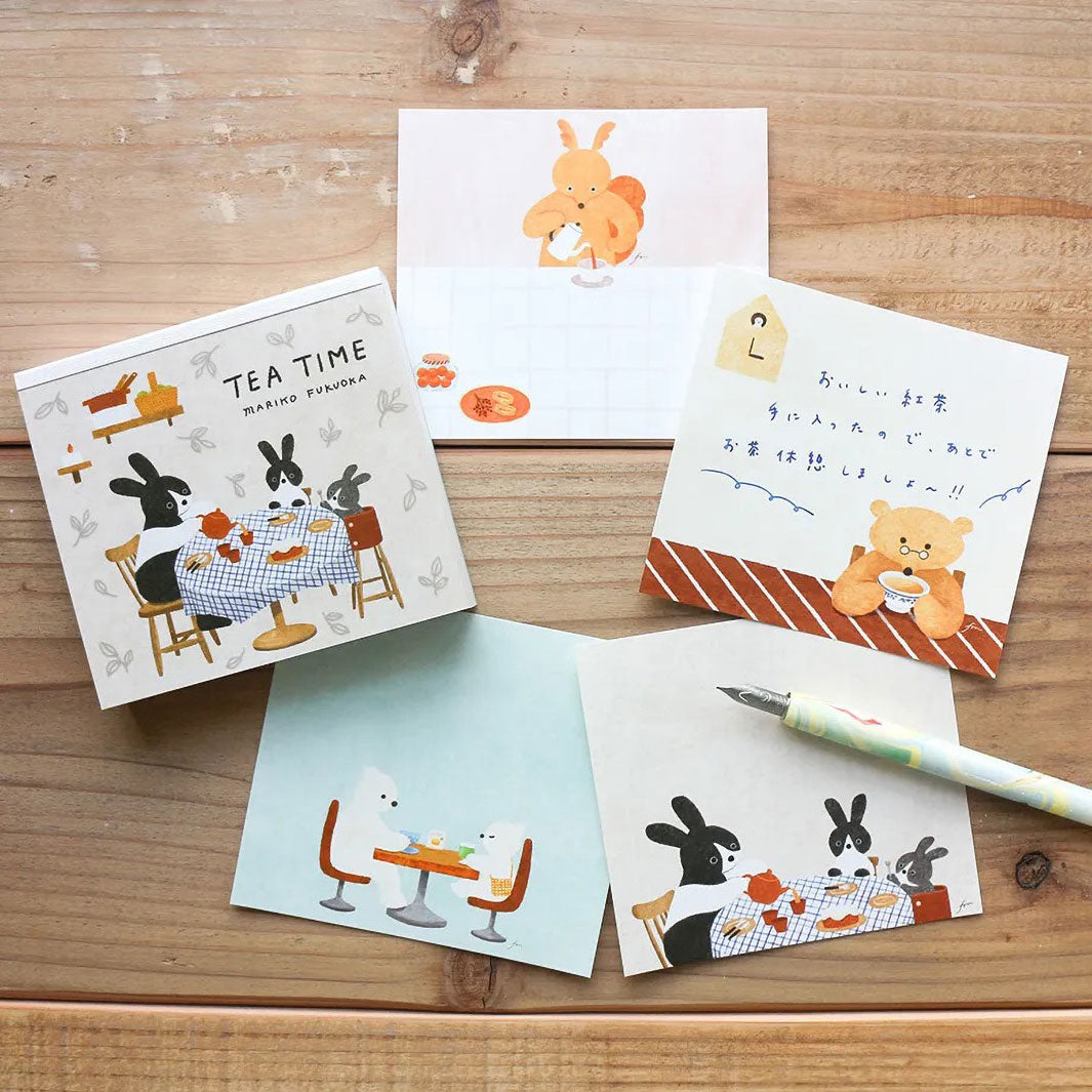 photo d'ambiance du bloc-notes de 120 feuilles « tea time » par Mariko Fukuoka pour Cozyca Products