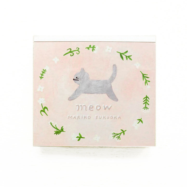 photo packshot du bloc-notes de 120 feuilles « meow » par Mariko Fukuoka pour Cozyca Products
