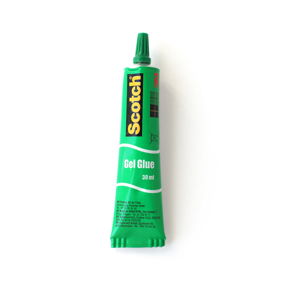 photo packshot d'un tube de colle gel scotch 3M de 30mL