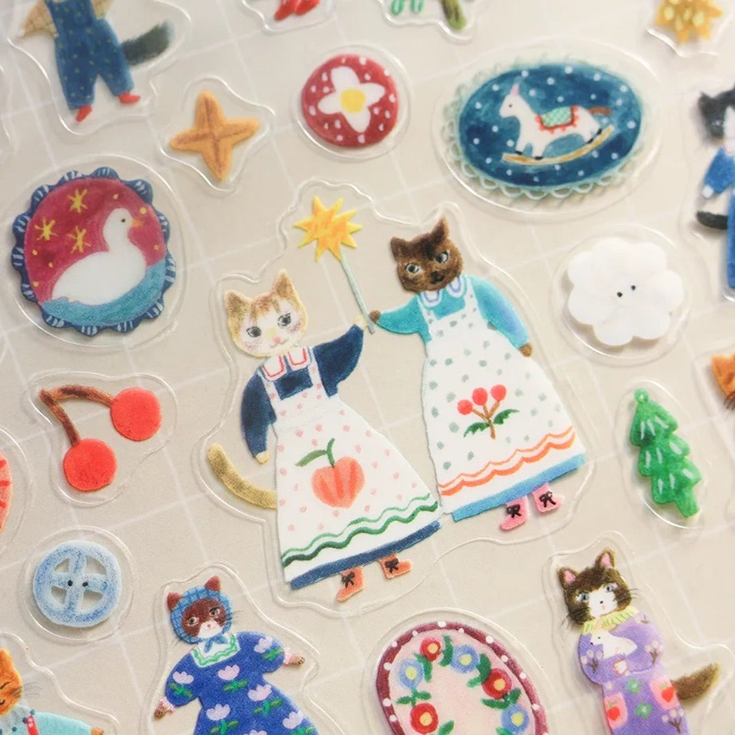 photo packshot d'un détail des stickers de la planche de 55 stickers « cats and buttons » de aiko fukawa pour cozyca products