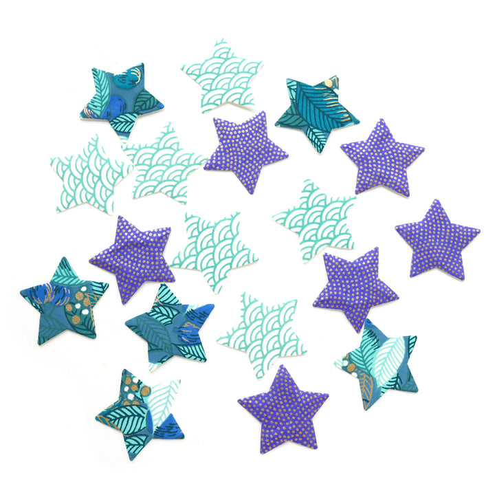 photo packshot du lot de 18 stickers étoile en papier japonais adeline klam dans les tons bleu canard, vert d'eau et bleu nuit « songe »