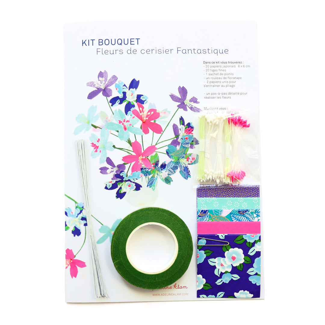 photo packshot du packaging du kit bouquet de fleurs de cerisier dans les tons bleu nuit, vert d'eau et rose fluo « fantastique » adeline klam