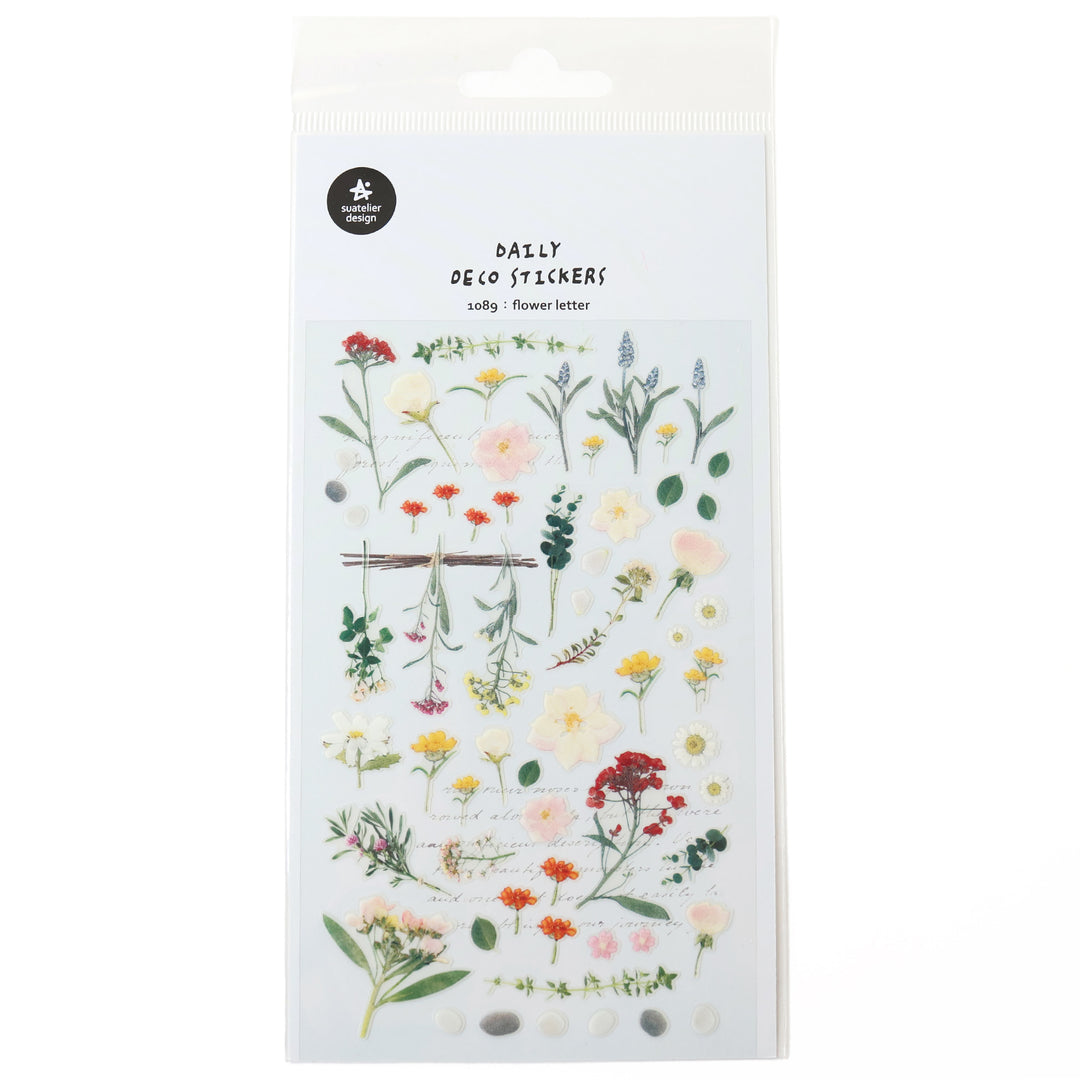 photo packshot de la planche de 45 stickers au thème « brins de fleurs » de la marque sueatelier