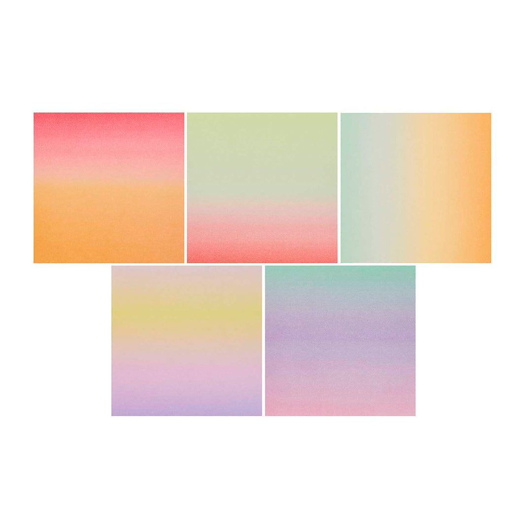 photo packshot de la sélection de papiers du set de 100 papiers origami unis aux dégradés linéaires de 15cm par 15cm rico design