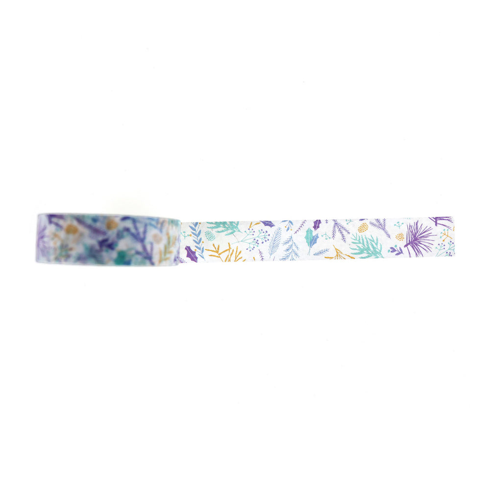 photo packshot vue du dessus du ruban adhésif décoratif aux motifs de feuillages variés, violets, vert d'eau, jaune moutarde et bleus