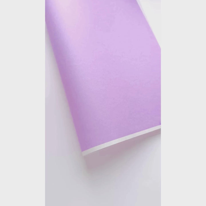 vidéo de démonstration du papier japonais yuzen chiyogami uni de couleur mauve adeline klam (U535)