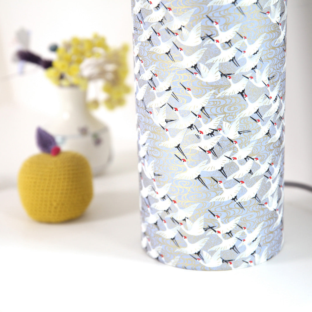 Lampe japonaise à poser - Envolée Grues - Bleu Lavande - M388