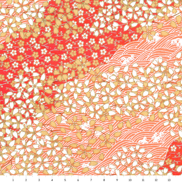 Papier Japonais - Envolée de Fleurs de Cerisier et Vagues - Rouge Orangé, Corail - M914
