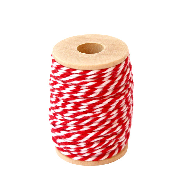 Fil en coton rouge et blanc