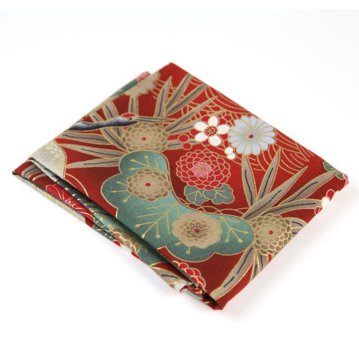 Tissu Japonais - Grues, Pins et Chrysanthème - Rouge, Fuschia, Taupe, Gris et Vert - T465