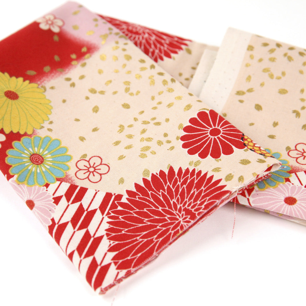 Tissu Japonais - Chrysanthèmes et Flèches - Rouge, Rose, Beige, Jaune Moutarde et Bleu - T472
