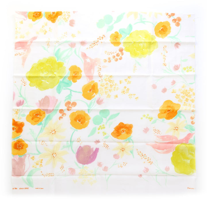 Tissu Japonais - Fleurs Aquarelle - Jaune, Orange, Rose, et Vert - T489