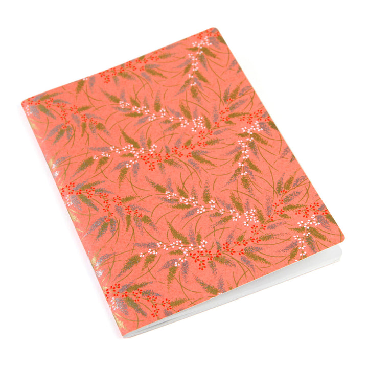 Carnet Papier Japonais - Conifères et Baies - Corail, Or, Argent, Blanc et Rouge - M925