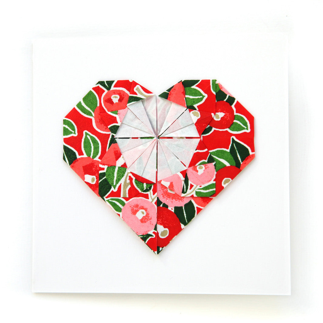 Carte - Coeur en Origami - Camélias - Rouge, Corail, et Vert - M937