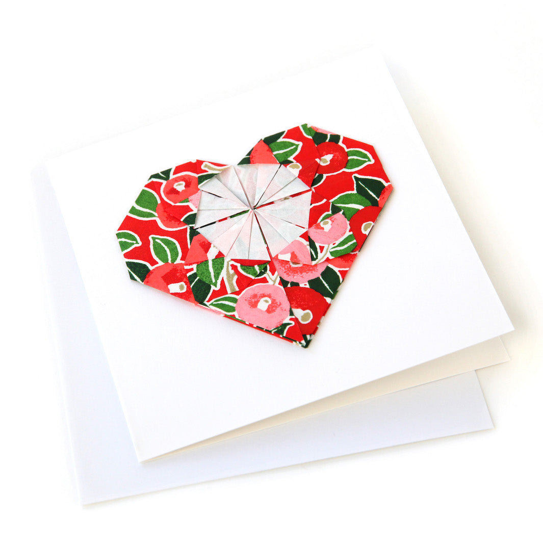 Carte - Coeur en Origami - Camélias - Rouge, Corail, et Vert - M937