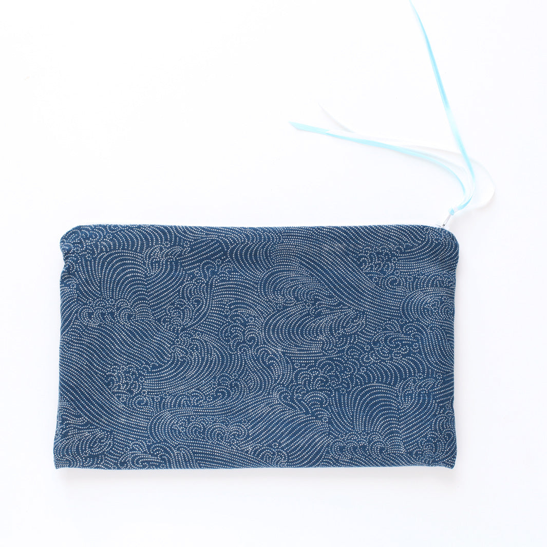 Trousse Plate en Tissus Japonais - Vagues Réalistes - Bleu