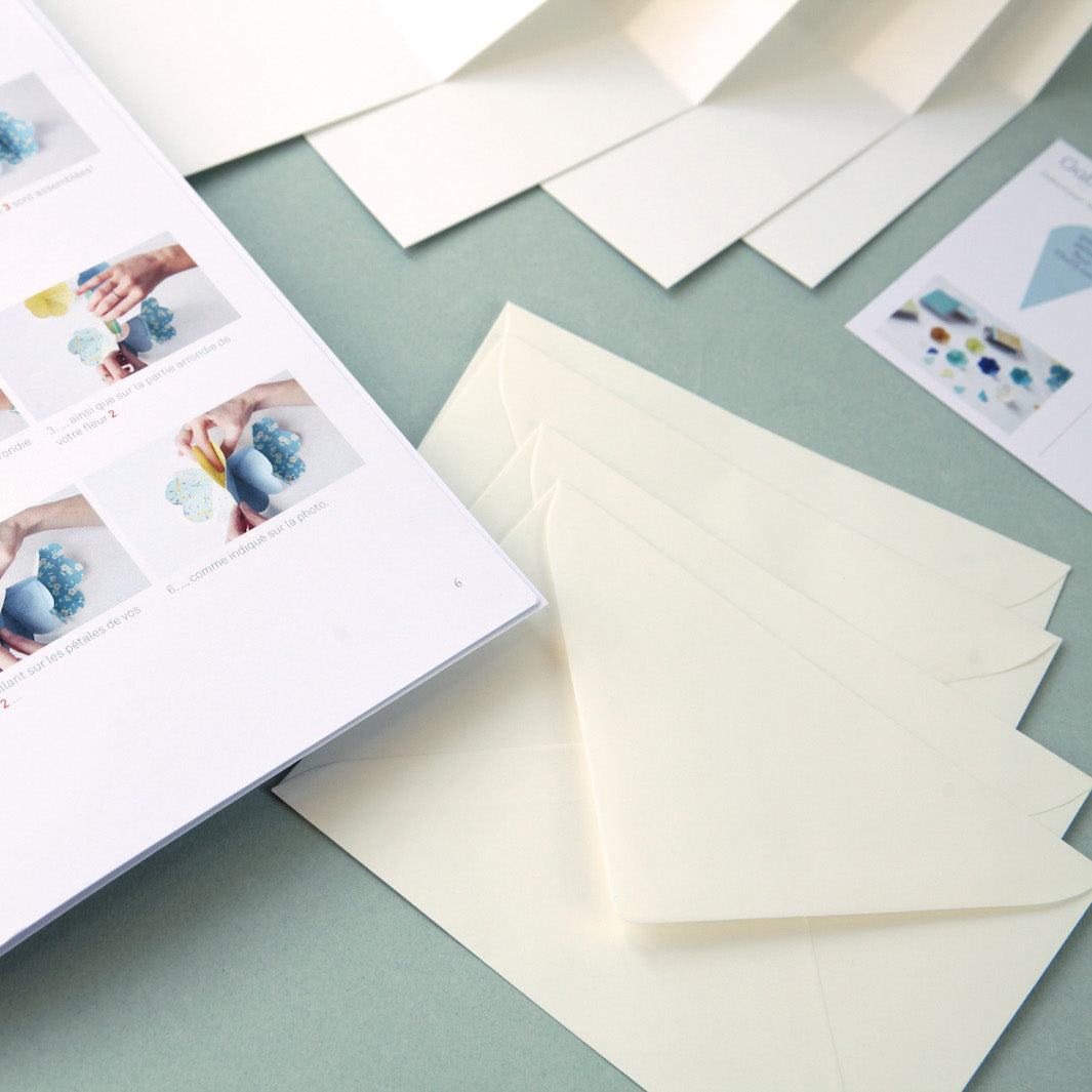 Kit Cartes Pop-Up - Bleu Gris, Rouge Orangé et Corail - Mont Kita - T5