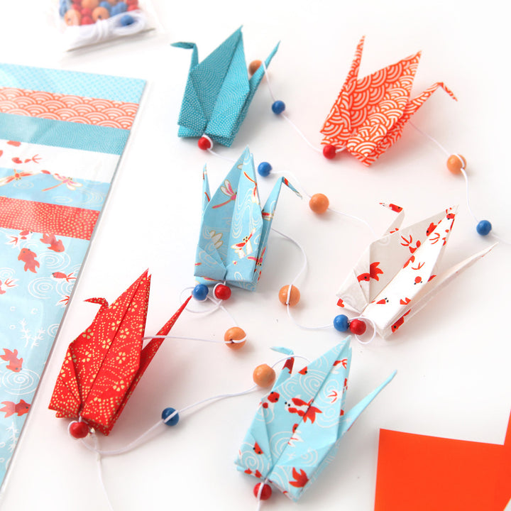 Kit Guirlande de Grues en origami - Rouge, Bleu, Turquoise et Blanc Nacré - Bassin Japonais - T2