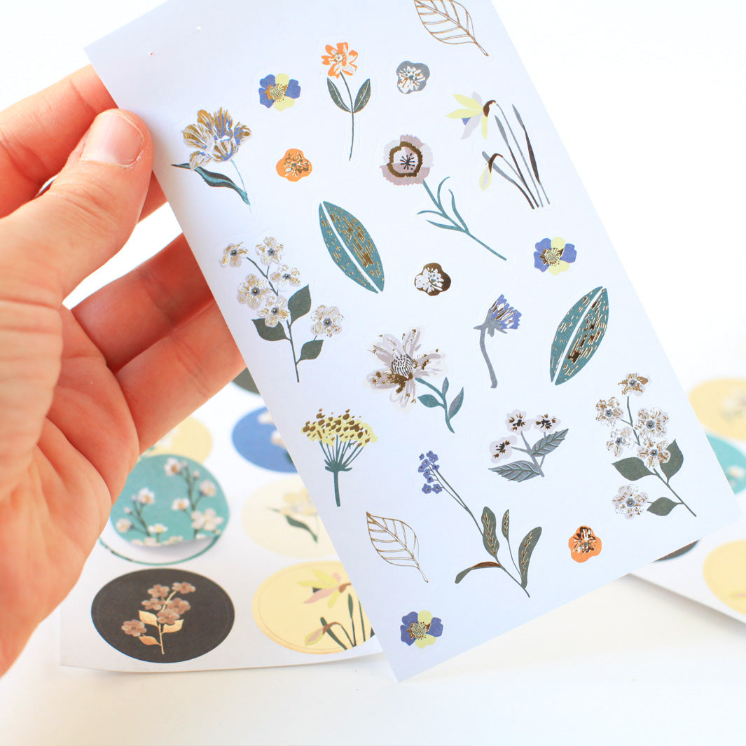 4 Planches de 60 stickers - Fleurs Chics