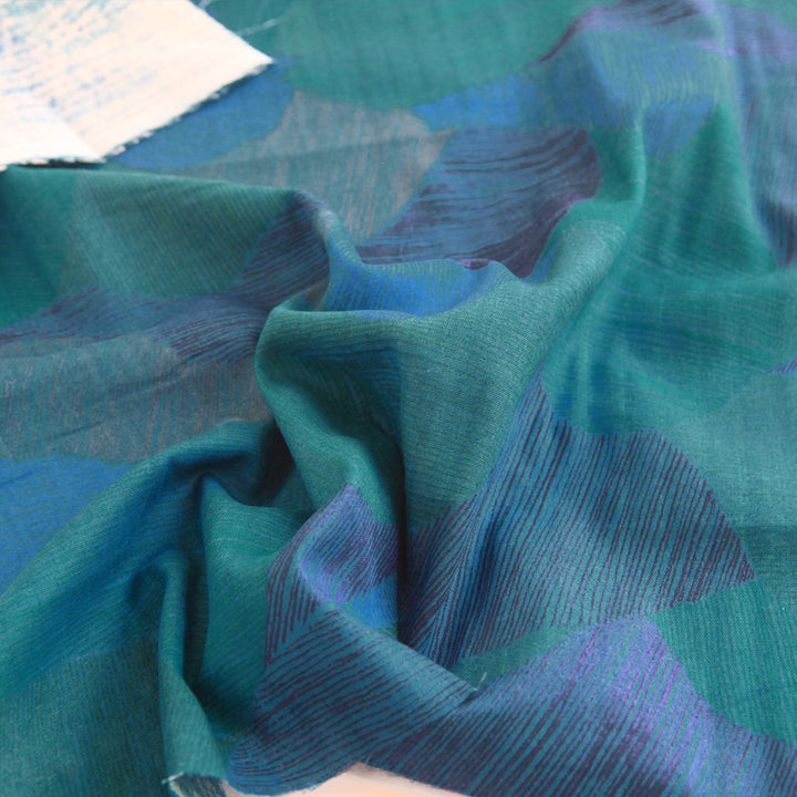 Tissu Japonais - Monts Crayonnés - Bleus et Verts foncés - T394