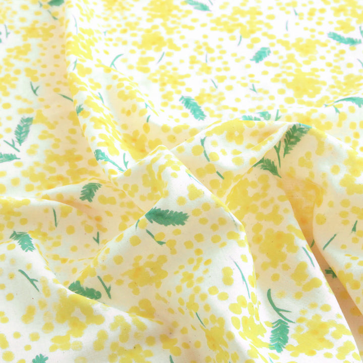 Tissu Japonais - Mimosa - Jaune et Vert, Fond Écru - T398