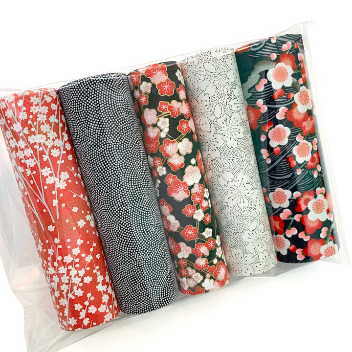 Lot de 5 Rouleaux de Papiers Japonais - Rouge, Blanc et Noir