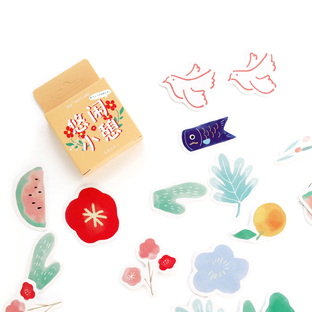 zoom du lot de 46 stickers aux motifs variés et mignons d'inspiration japonaise dans des tons multicolore