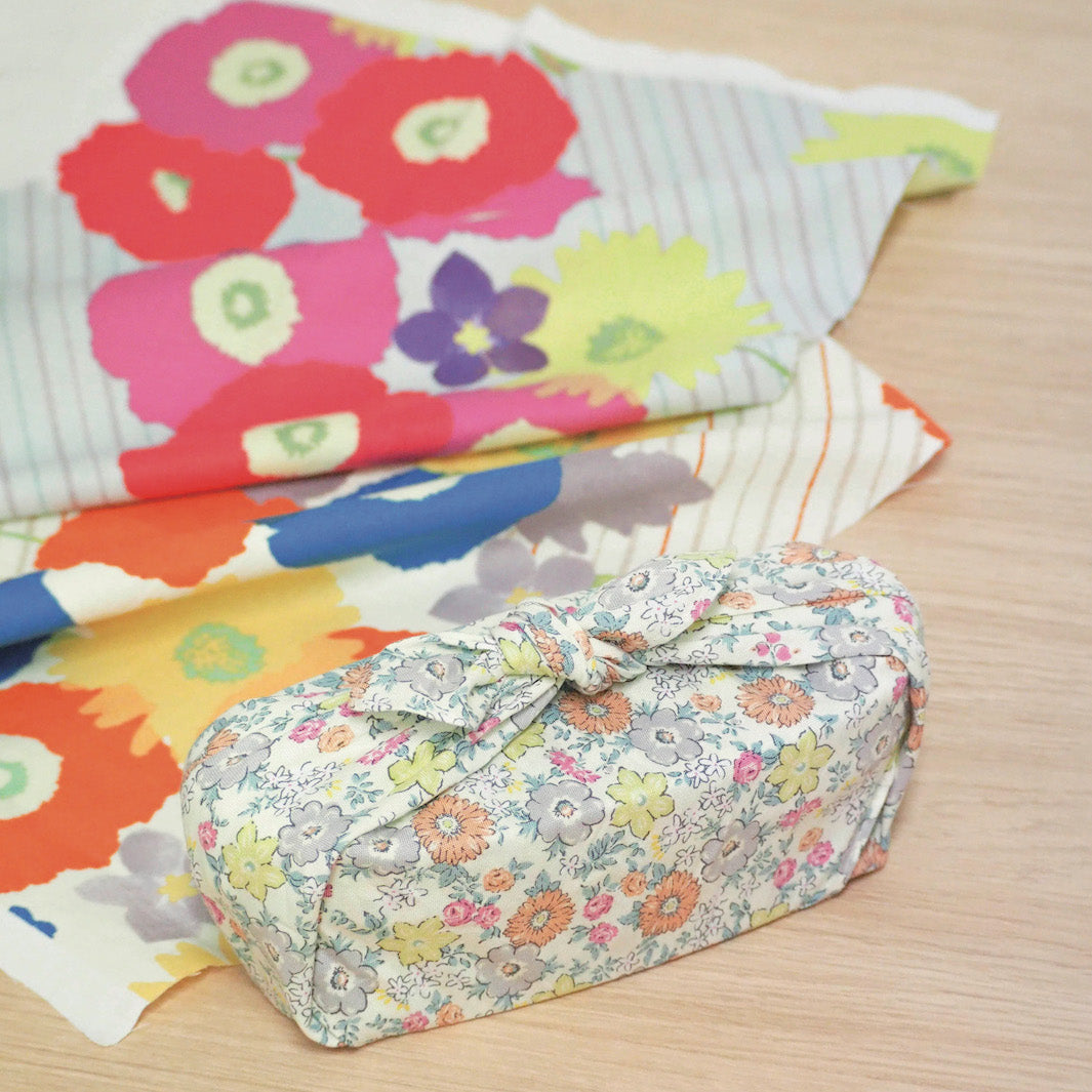 Furoshiki - Grosses Fleurs, Orange, Jaune et Bleu - Cohare - 70x70cm